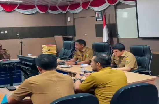Rapat Tindak Lanjut Arahan Presiden Republik Indonesia Terkait Mewujudkan Gerakan ASRI